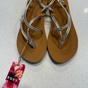 Roxy Silver and Tan Sandals